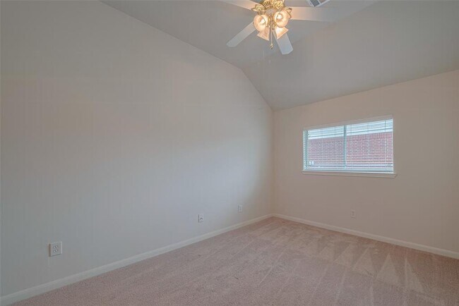Building Photo - 11106 Fairway Dr