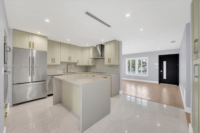 Building Photo - 10330 SW 51st St