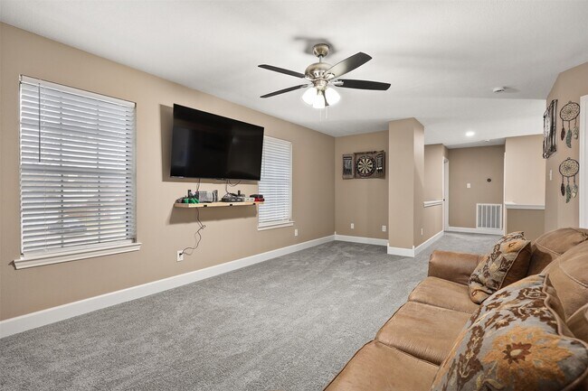 Building Photo - 1917 Endeavor Ct