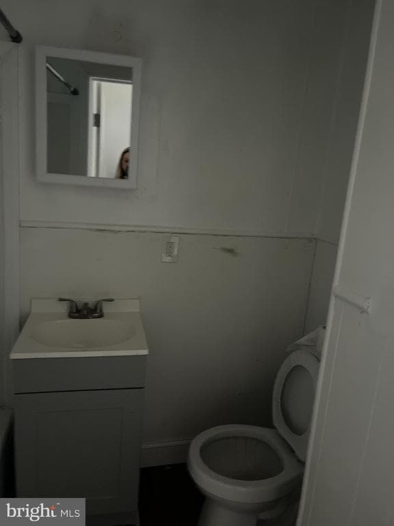 Building Photo - 327 E Pine St.