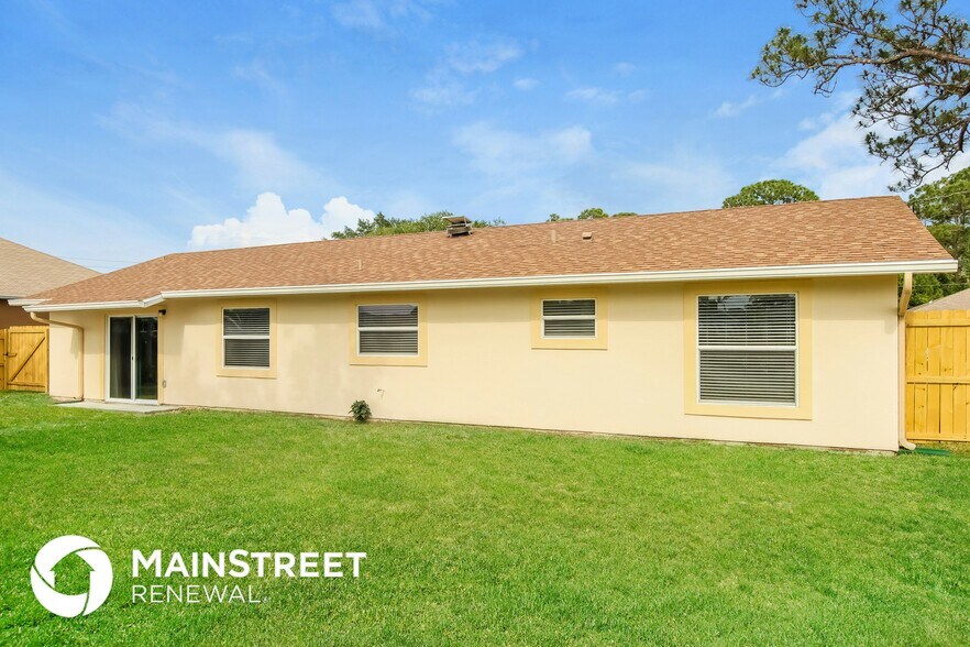 Building Photo - 486 Catalina Ave