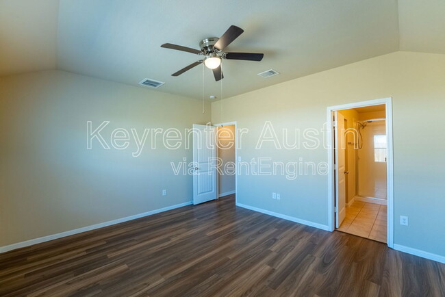 Building Photo - 5828 Roderick Dr