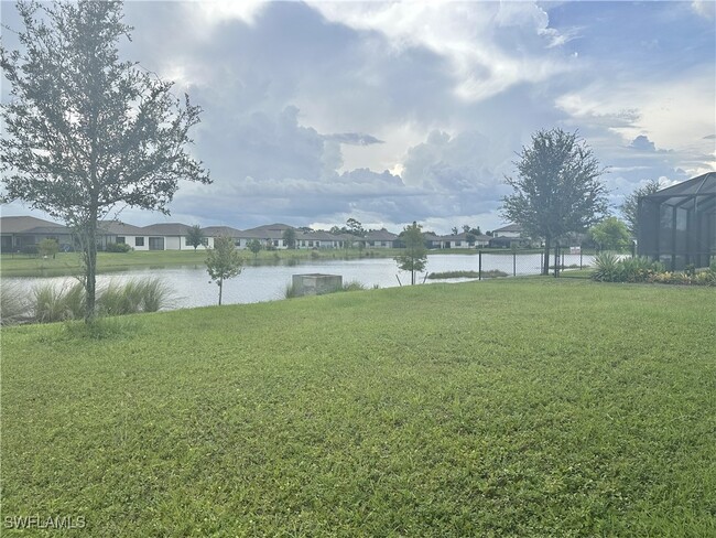 Building Photo - 16037 Beachberry Dr