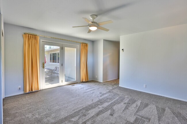 Building Photo - Saratoga single story home with Pool, and open Concept Living