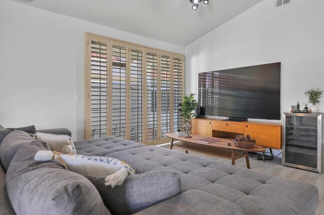 Building Photo - 77576 Cll Las Brisas N