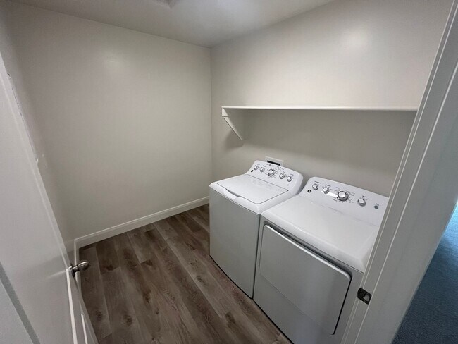 Building Photo - Azalea Beauty!