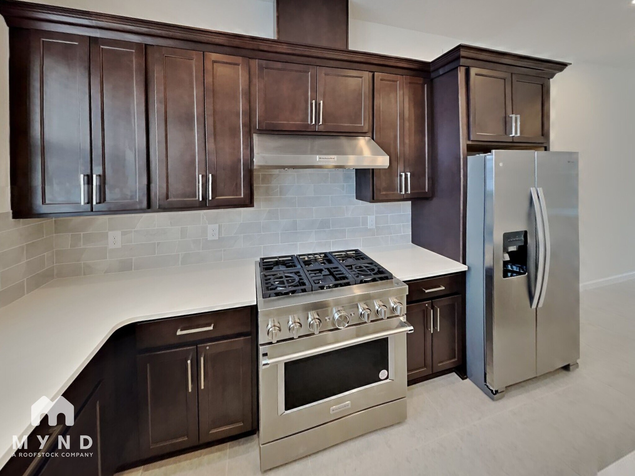 Building Photo - 2353 Brix St