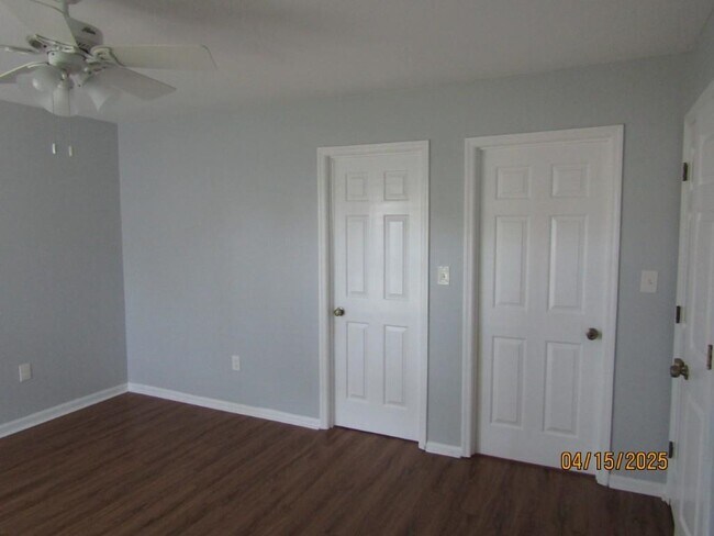 Building Photo - 603 Colony Dr