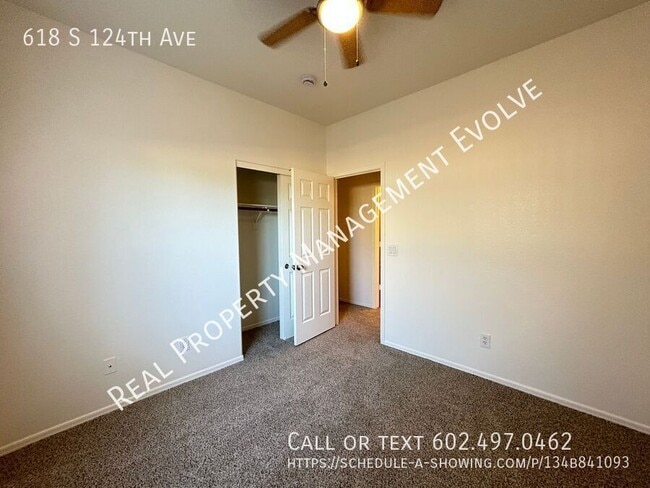Building Photo - 618 S 124th Ave