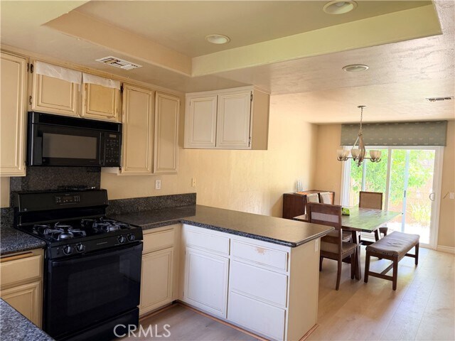 Building Photo - 2127 Dublin Ln