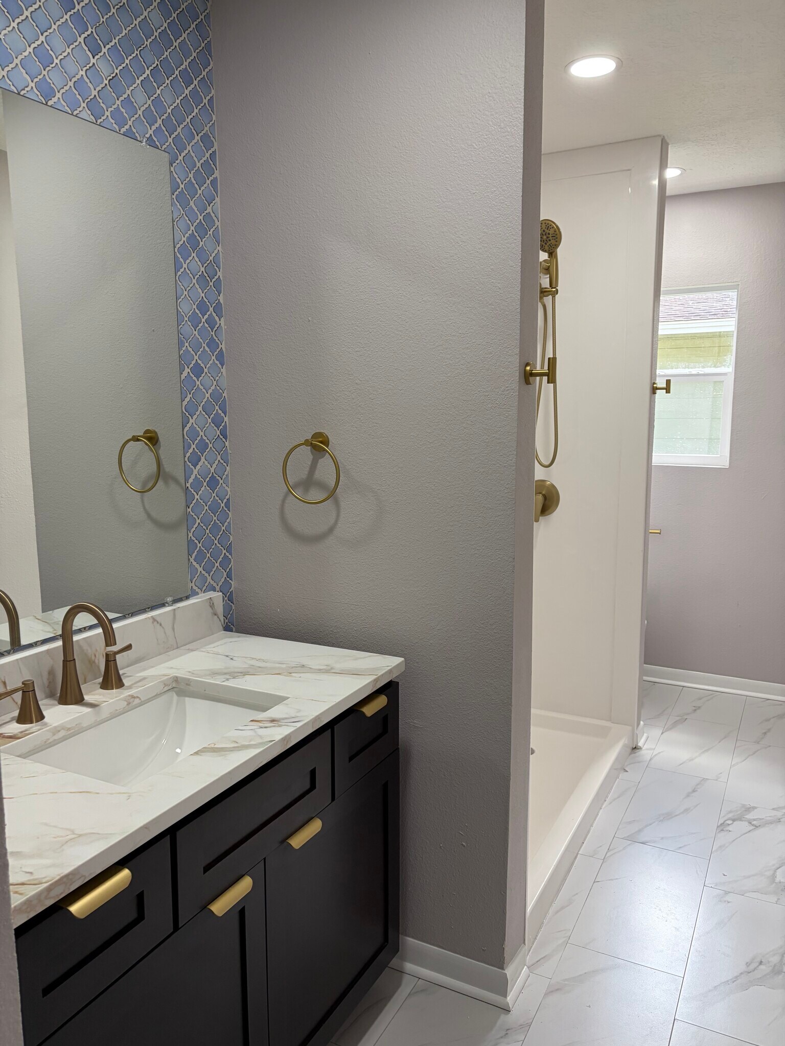 Master bath - 415 N 33rd St