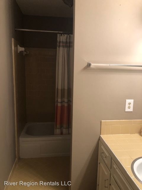 Building Photo - 3 br, 2 bath House - 3220 Little John Drive