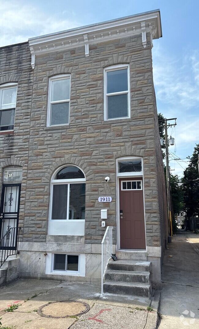 Building Photo - Charming 3 beds & 3.5 baths Townhome | Hou...