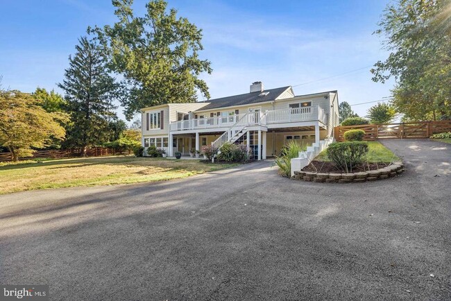 Building Photo - 22810 Ridge Rd