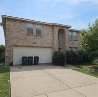 Building Photo - 1716 Rialto Way