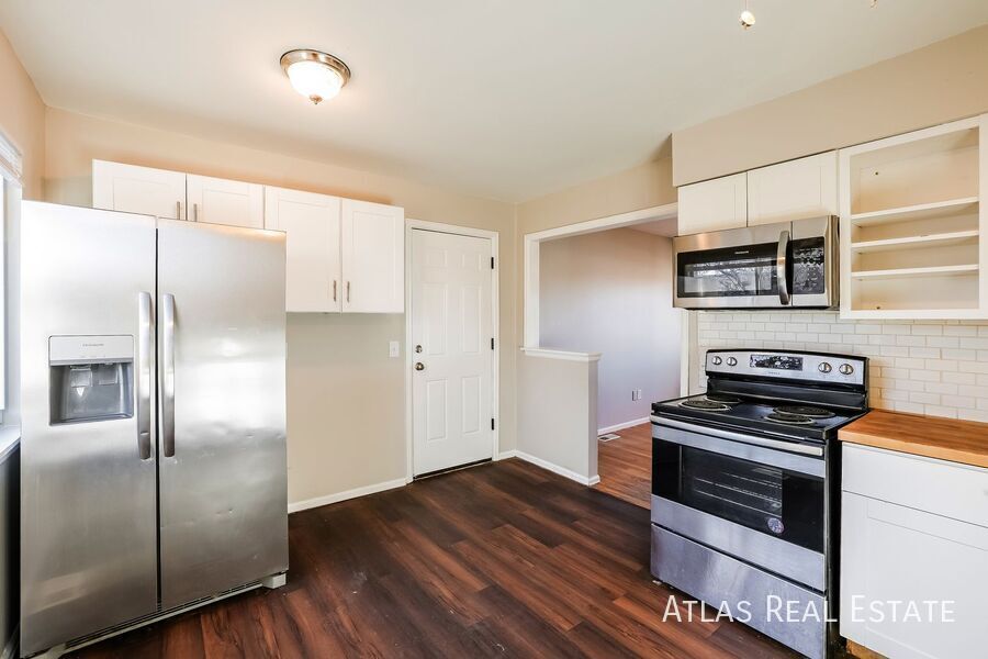 Building Photo - 730 S Oakland St