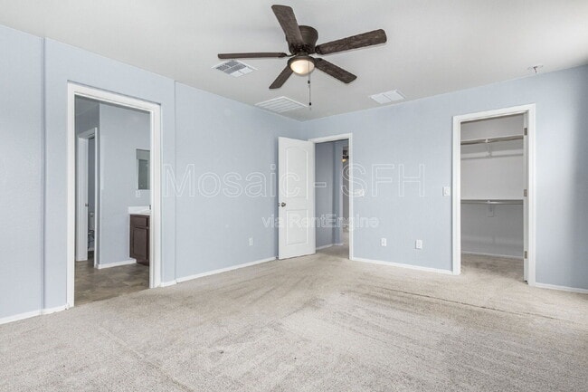 Building Photo - 1517 E Saint Catherine Ave