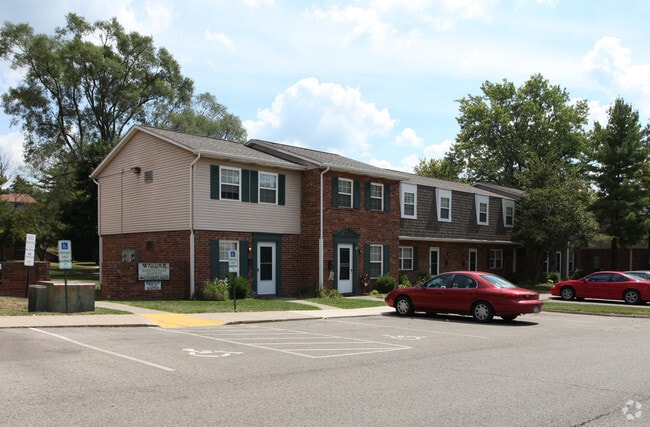 Building Photo - John Sheats Townhomes
