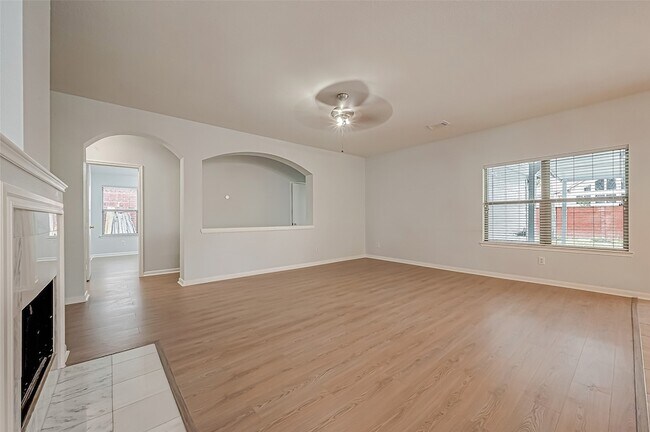 Building Photo - 1922 Bevington Oaks Cir