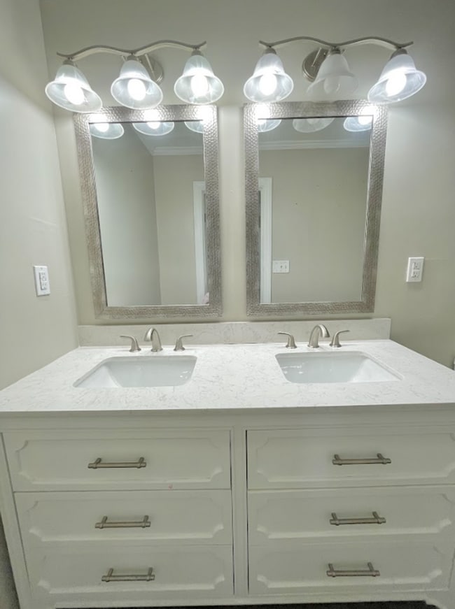 Building Photo - Updated 3-Bedroom, 2-Bath Home in Decatur, AL