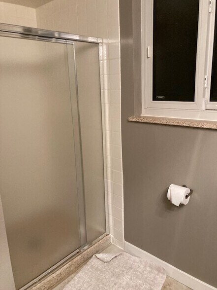South Bedroom: Bath shower - 14775 W 30th Pl
