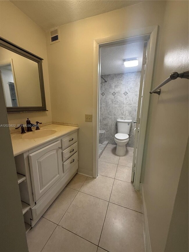 Building Photo - 5080 SW 64th Ave