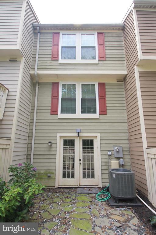 Building Photo - 11916 Fieldthorn Ct