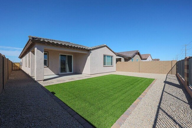 Building Photo - Alamar Living, 4 Bed, 3 Bath Rental!