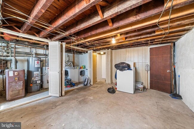 Building Photo - 1115 E Upsal St