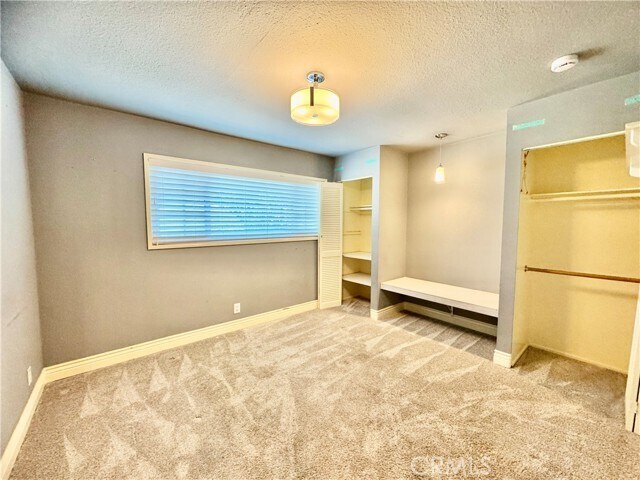 Building Photo - 28102 Camellia Ct