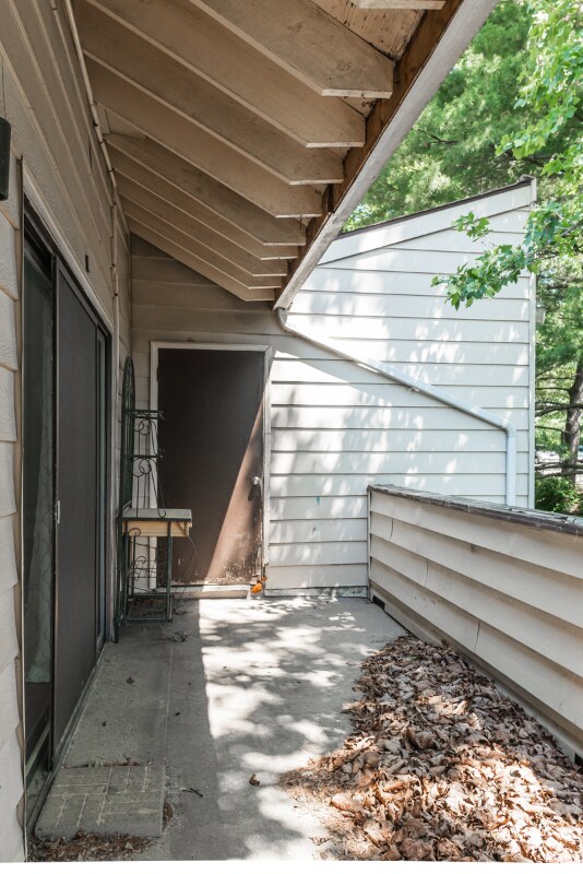 Building Photo - 10 Longstream Ct