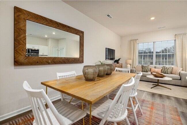 Building Photo - 3705 Lori Ln