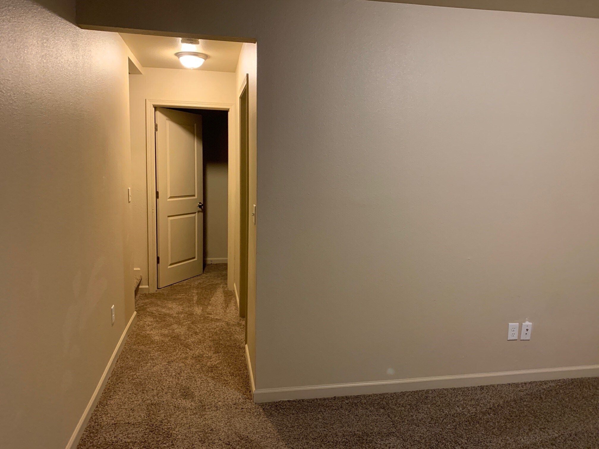 Building Photo - 3025 17th Ave W