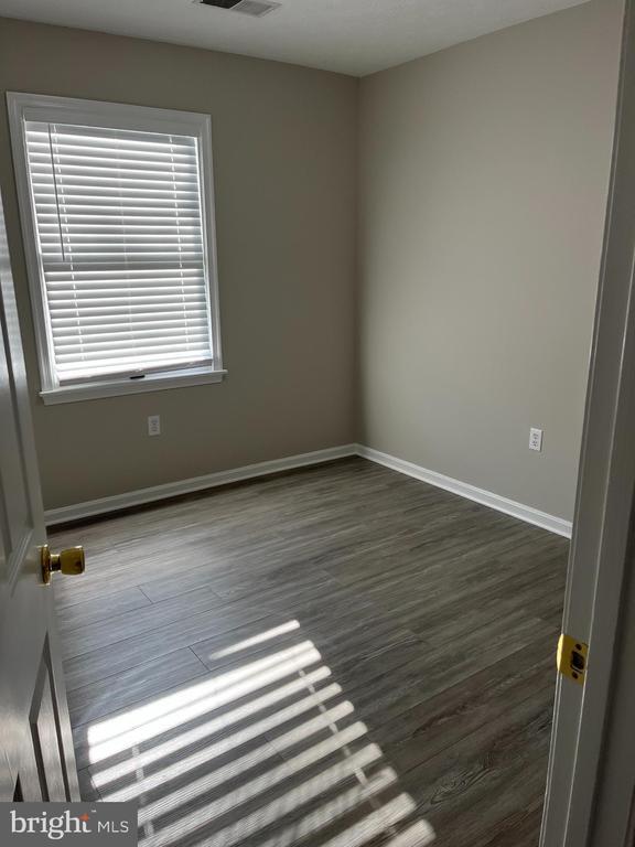 Building Photo - 162 S Marshall St