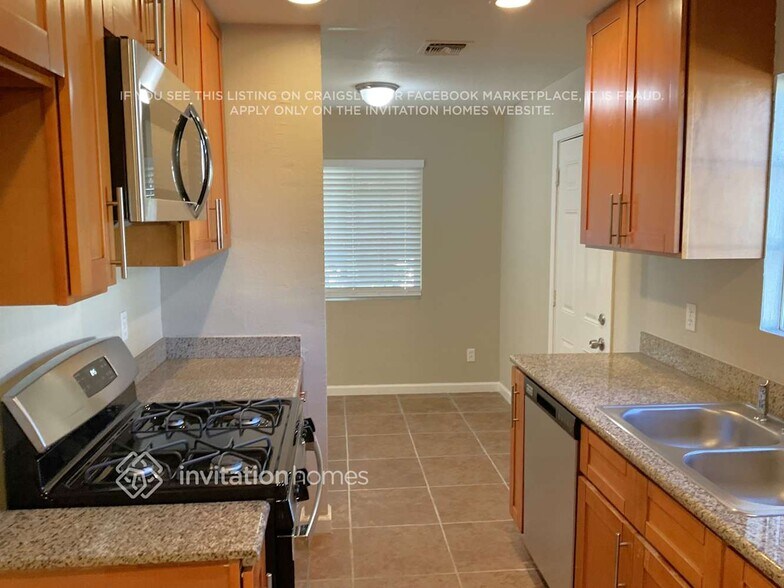 Building Photo - 116 Cynthia Ave