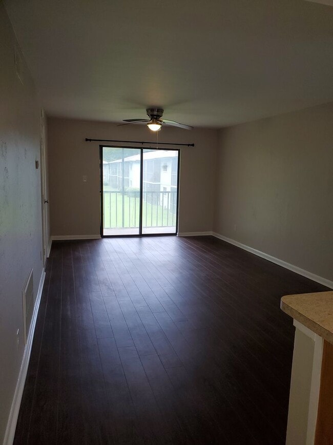 Building Photo - 12510 White Bluff Rd