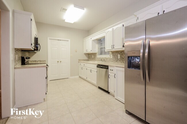 Building Photo - 5120 Alex Way