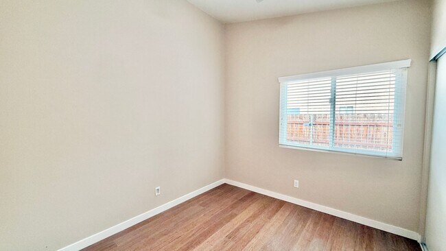 Building Photo - Recently updated Single-Story Home in the lovely community of Wildomar!