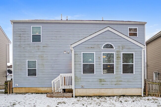 Building Photo - 6334 Oak Trail Dr