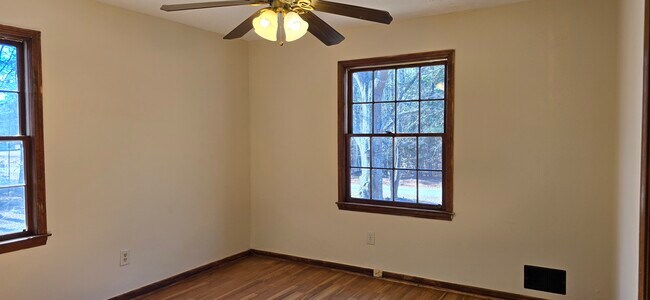 Building Photo - 275 Johnson Terrace