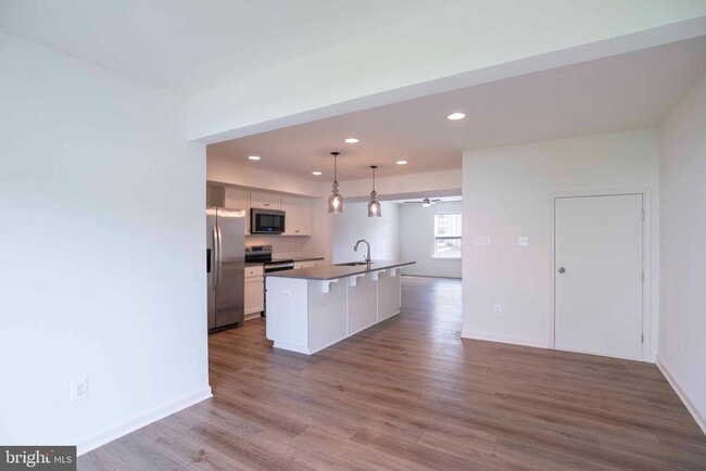 Building Photo - 15 PITCH PINE Ct