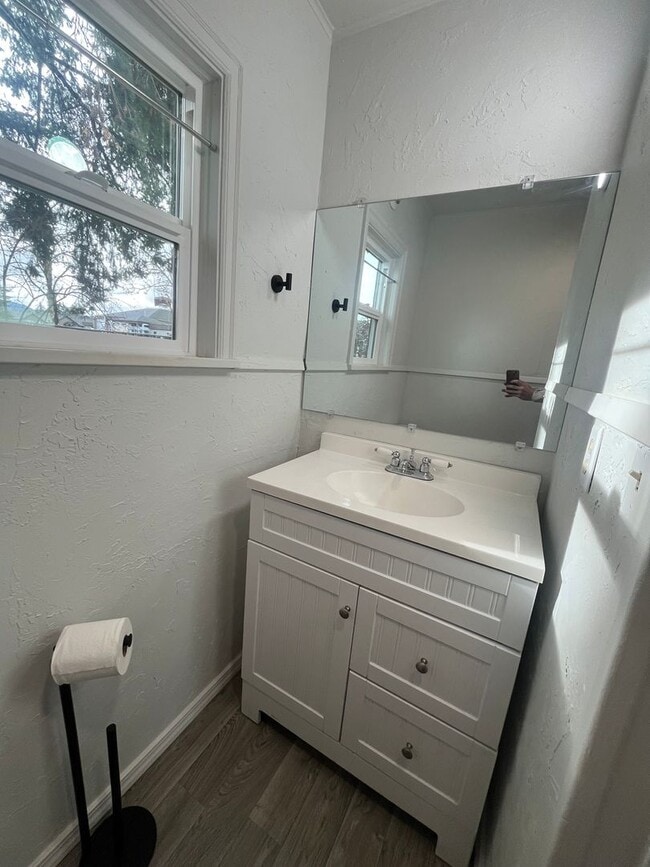 Building Photo - 3-Bedroom 2-Bathroom home in Cottage Grove