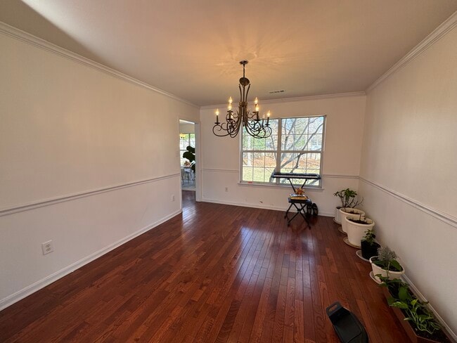 Building Photo - 4233 Rosewood Ct