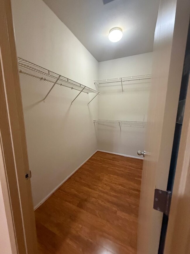 Building Photo - 2800 SE 8th St