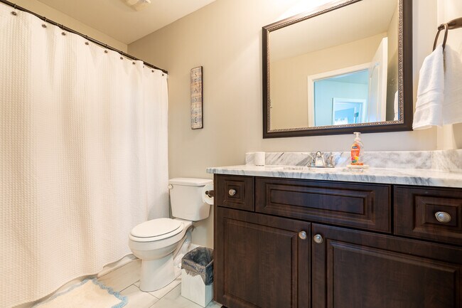 Building Photo - 238 Asa Way