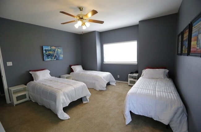 Building Photo - 7200 Dan-Jean Dr