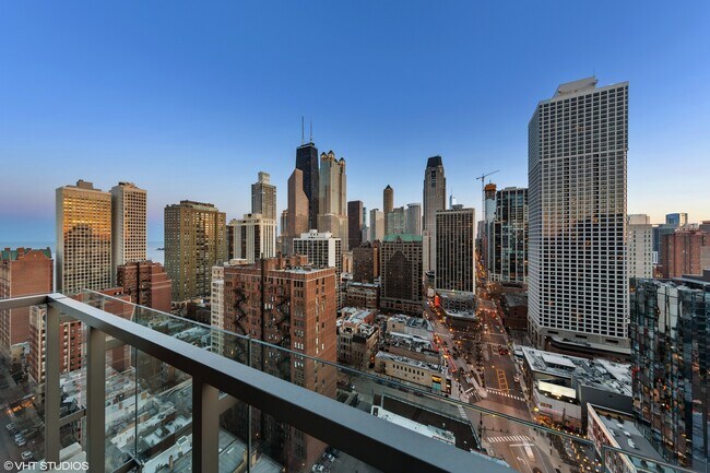Building Photo - 4 E Elm St