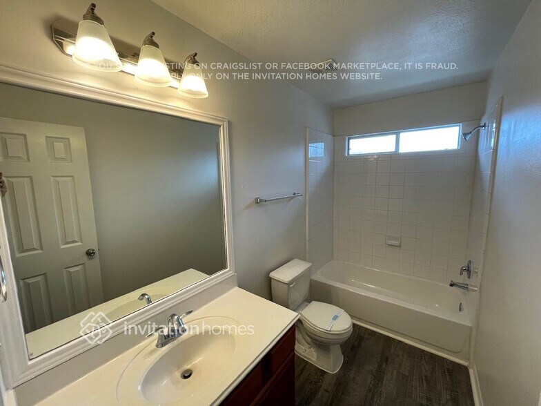 Building Photo - 19122 Canaras Ct