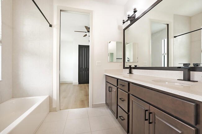 Building Photo - 6151 Yerba Buena Ct