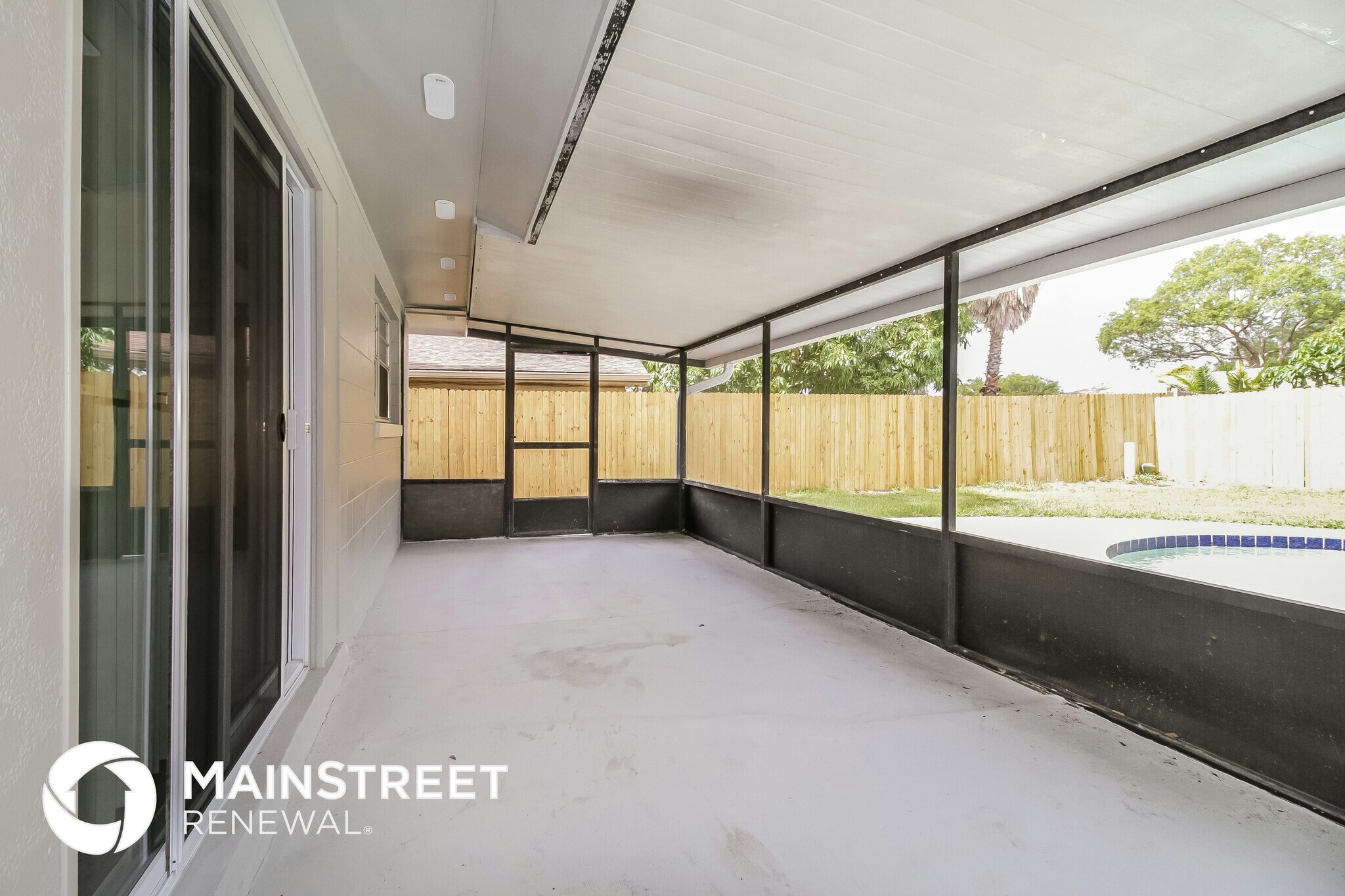 Building Photo - 639 Wheeling Ave